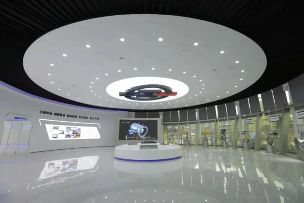 黨建引領(lǐng)科技創(chuàng)新之路 江南閥門打造軍工閥系列新高地