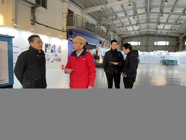 工業(yè)和信息化部人才交流中心黨委副書(shū)記陳新蒞臨好利閥業(yè)調(diào)研