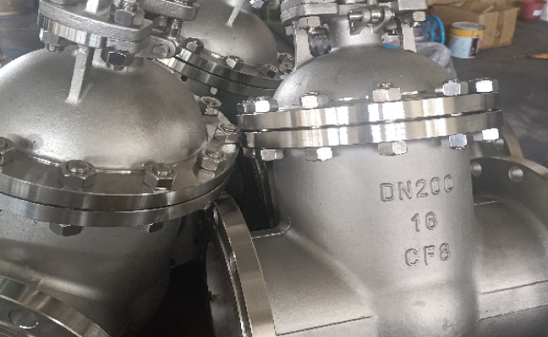 上海禹軒不銹鋼閘閥啟程入列：某化肥廠(chǎng)化工管道再添可靠 “把關(guān)者”