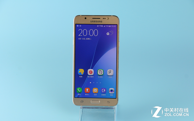 升級金屬邊框 三星Galaxy J7(2016)評測