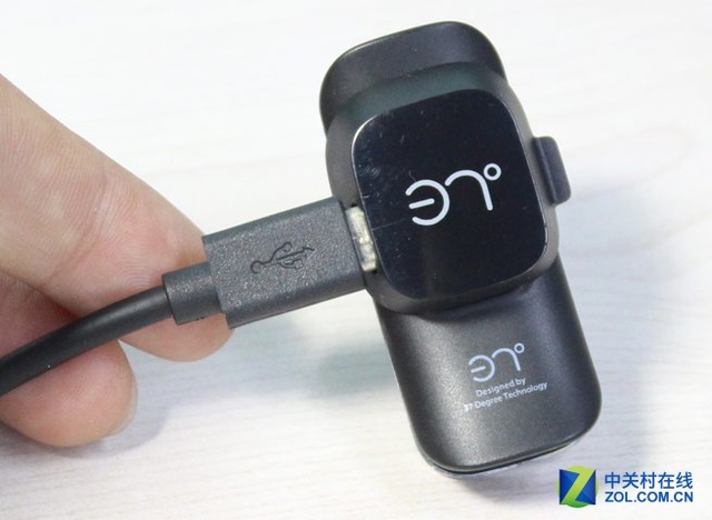 37度智能手環(huán)